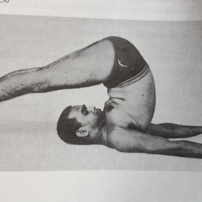 Firmeza y relajación con halasana o "el arado"