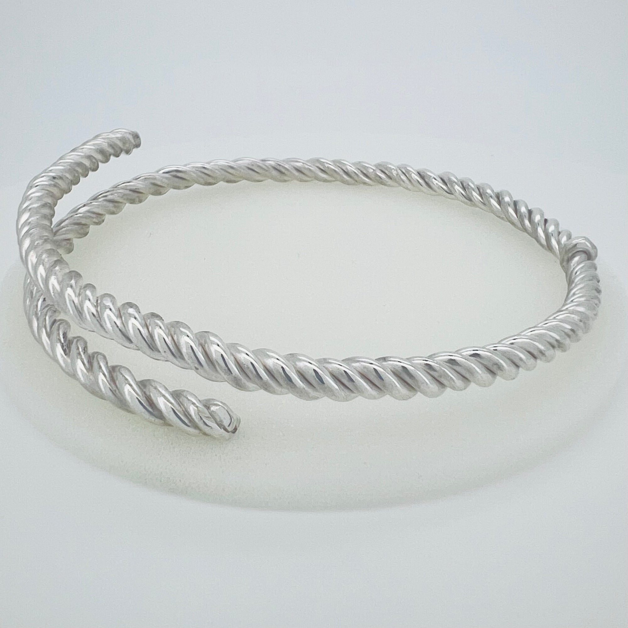 Only pure silver (3S)